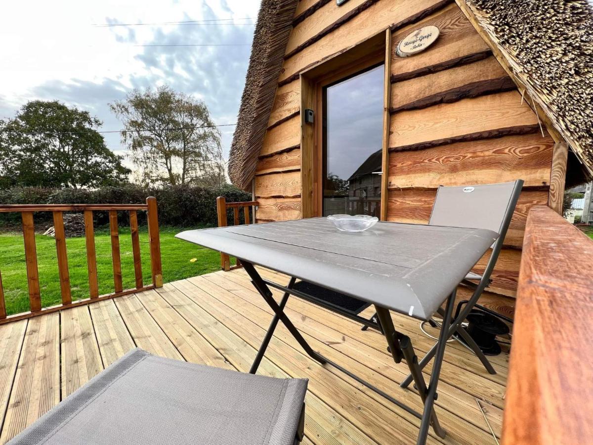 Les Mini-Chaumieres Vila Saint-Martin-Saint-Firmin Exterior foto