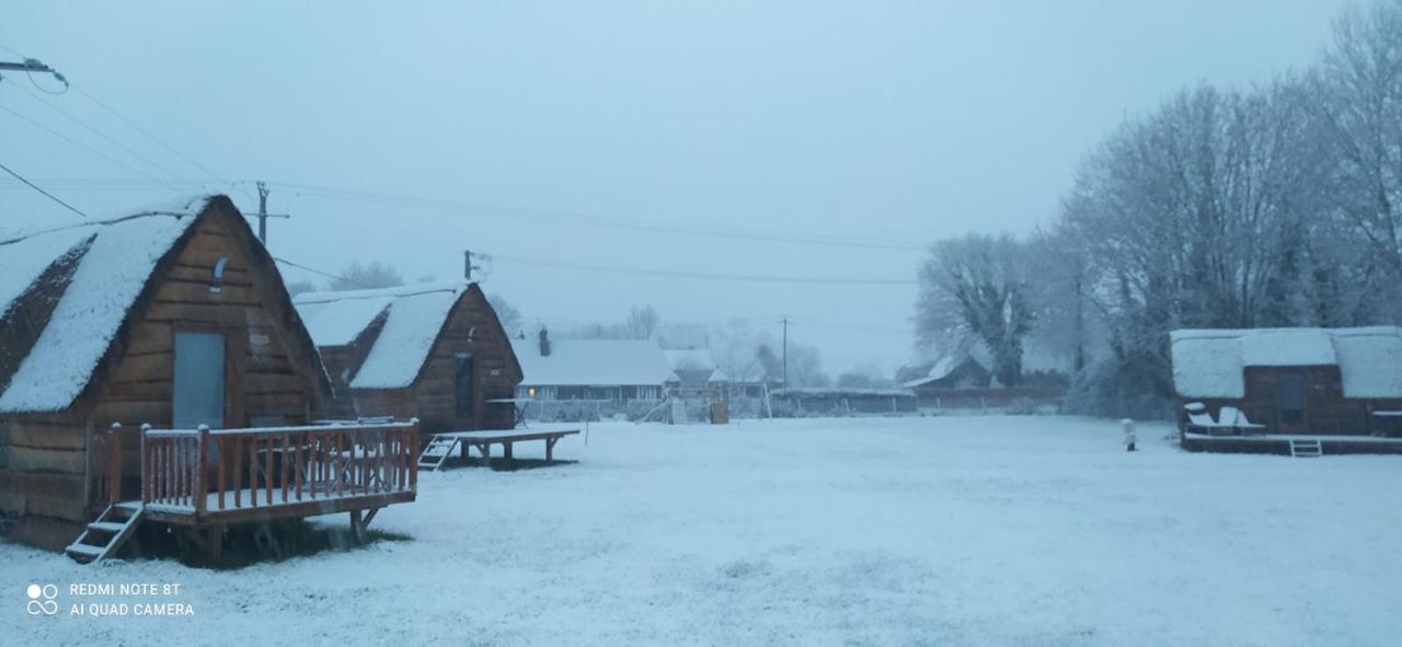 Les Mini-Chaumieres Vila Saint-Martin-Saint-Firmin Exterior foto